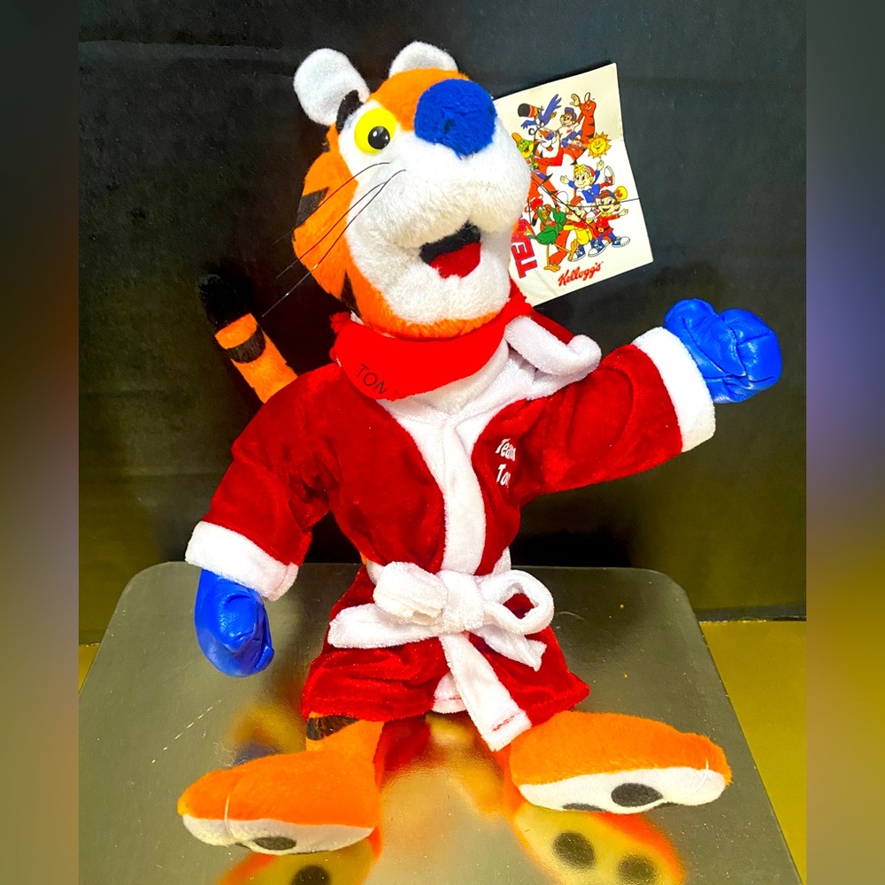 KELLOGGS VINTAGE 2002 TONY THE TIGER BOXER NWT 11”